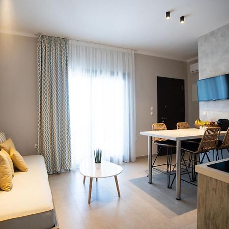 Marineiko Luxury Apartments Ierissós Ngoại thất bức ảnh