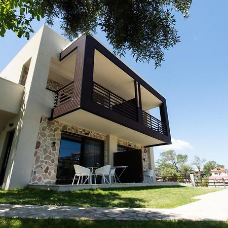 Marineiko Luxury Apartments Ierissós Ngoại thất bức ảnh