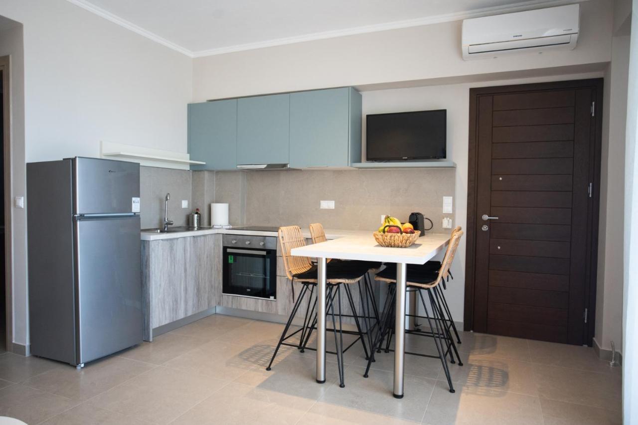 Marineiko Luxury Apartments Ierissós Ngoại thất bức ảnh