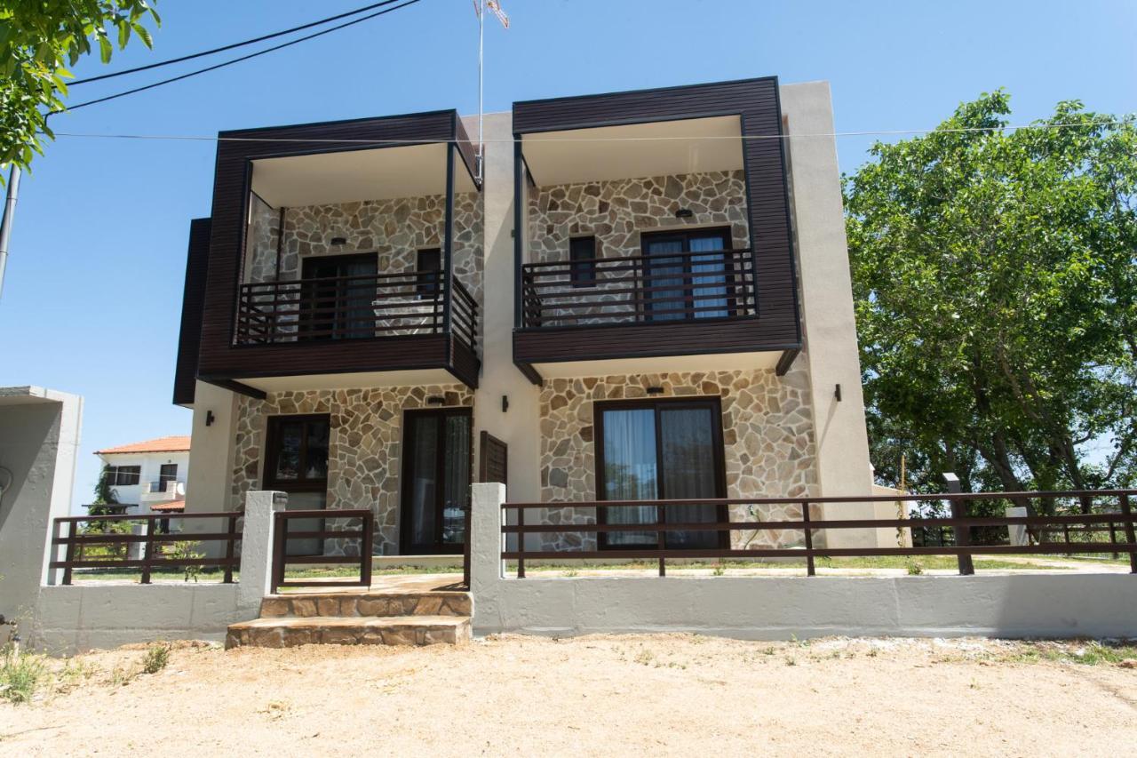 Marineiko Luxury Apartments Ierissós Ngoại thất bức ảnh