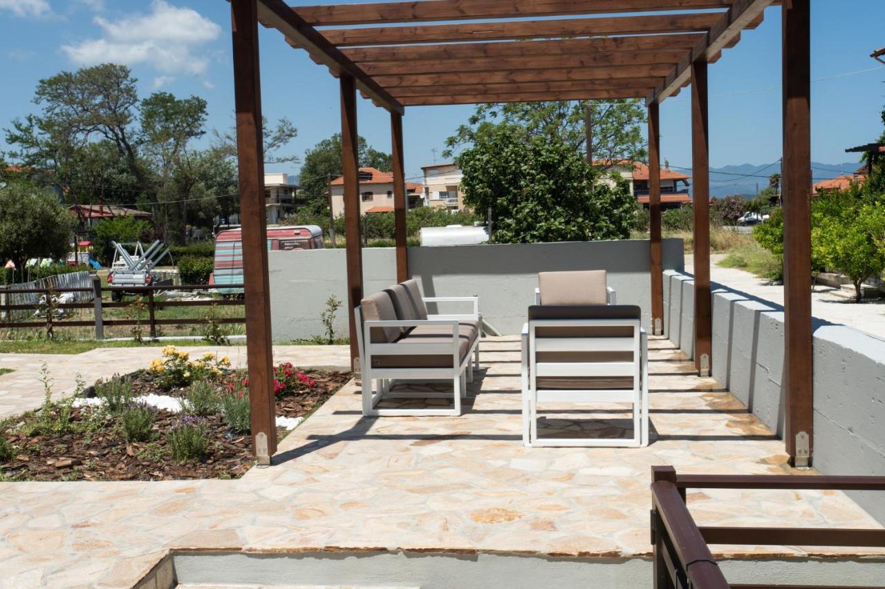 Marineiko Luxury Apartments Ierissós Ngoại thất bức ảnh